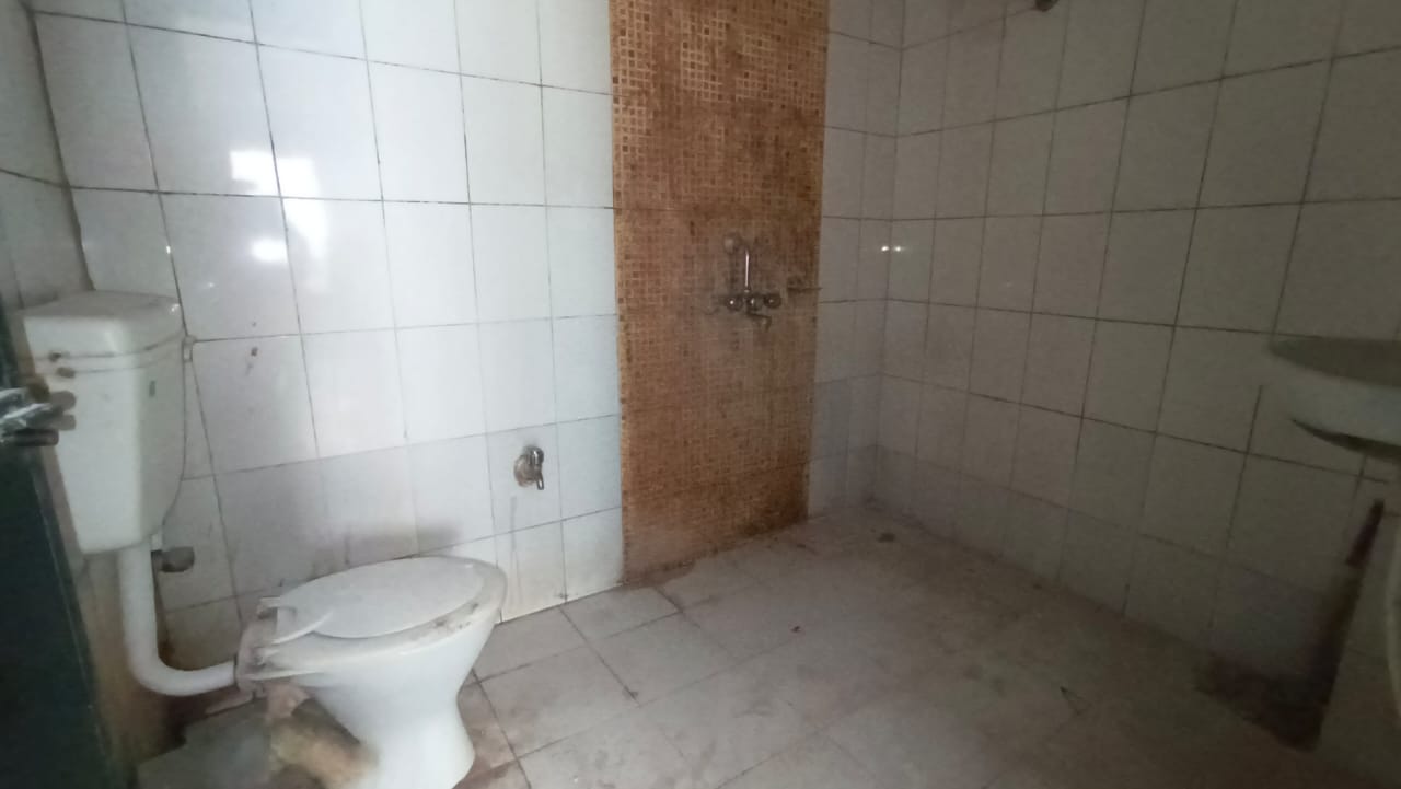 Unfurnished 3bhk in Sachal Path, Six Mile, Guwahati, Assam, India for Rent